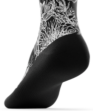 Load image into Gallery viewer, Outway - Positive Thoughts Crew Socks